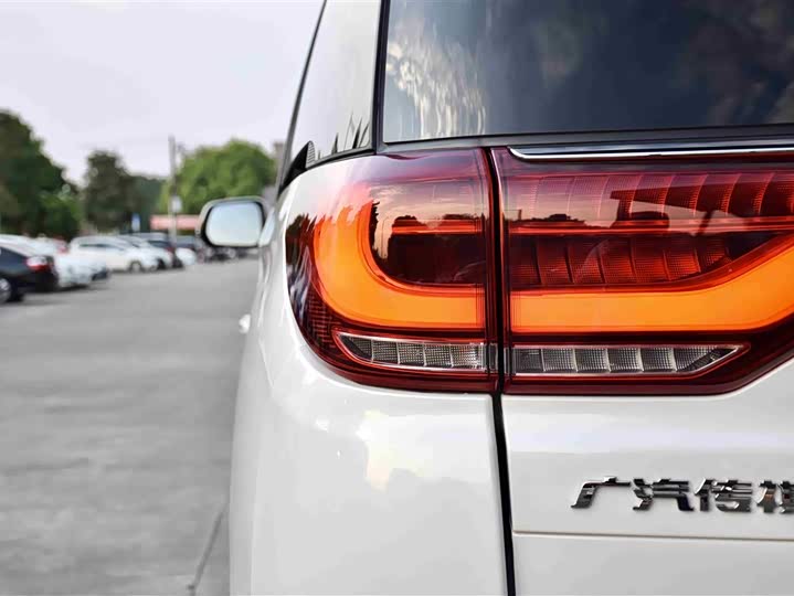 Фото 7 - GAC Trumpchi M8