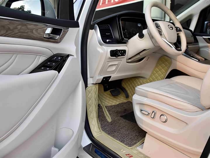 Фото 9 - GAC Trumpchi M8