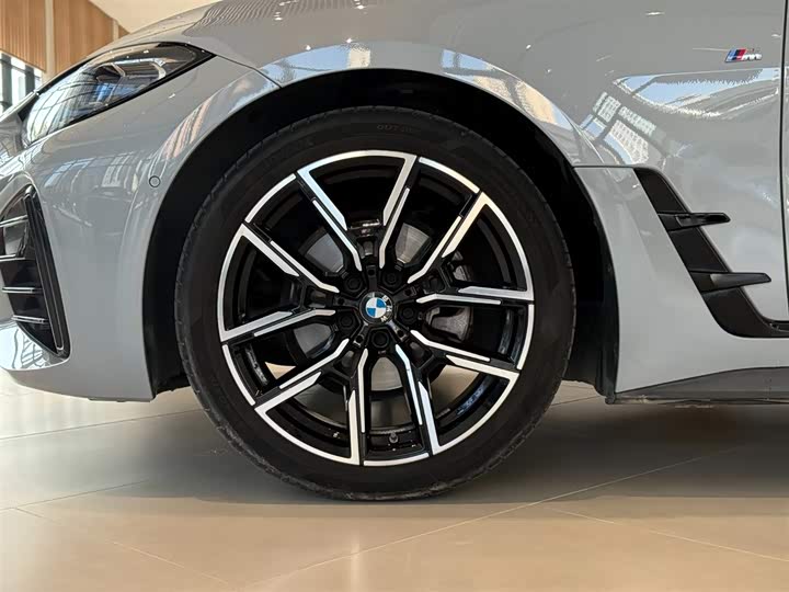 Фото 2 - BMW 4 Series