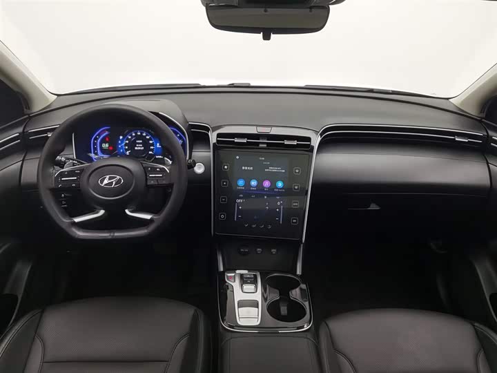 Фото 5 - Hyundai Tucson L