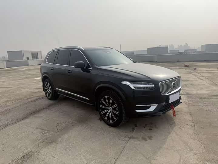 Фото 3 - Volvo XC90