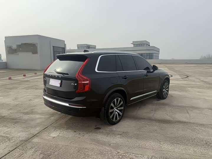 Фото 5 - Volvo XC90