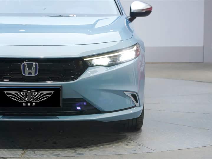 Фото 3 - Honda Integra