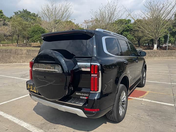 Фото 4 - Tank 500 Hybrid