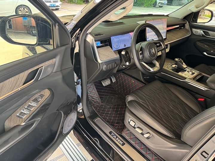 Фото 7 - Tank 500 Hybrid