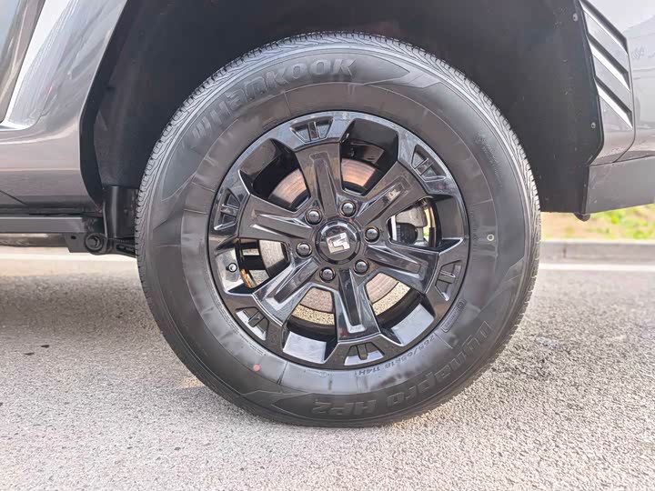 Photo 5 - Tank 400 Hybrid