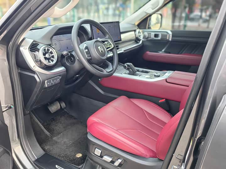 Photo 8 - Tank 400 Hybrid