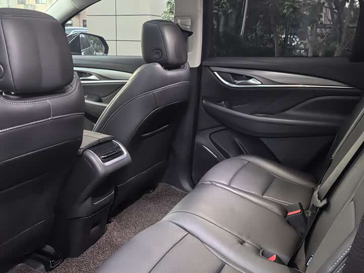 Фото 4 - Buick Enclave