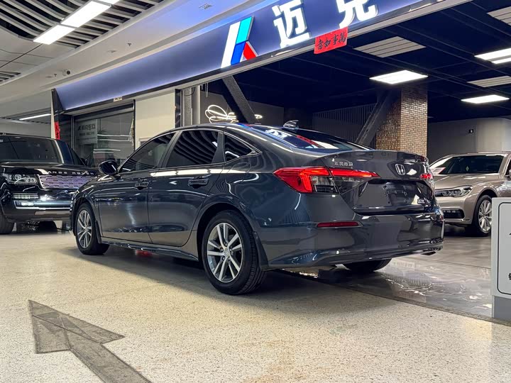 Фото 3 - Honda Civic