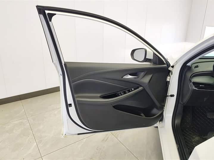 Фото 7 - Buick Verano