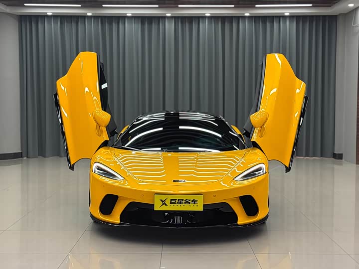 Фото 2 - McLaren GT