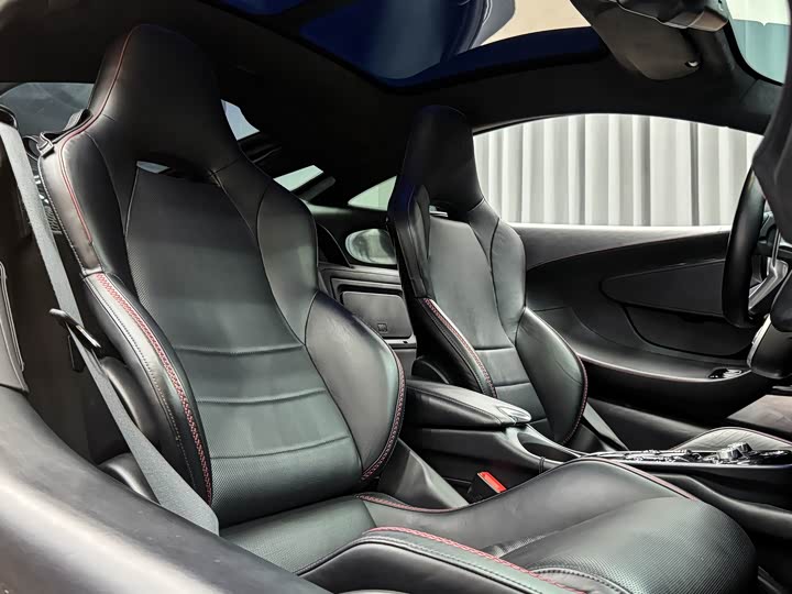 Фото 6 - McLaren GT