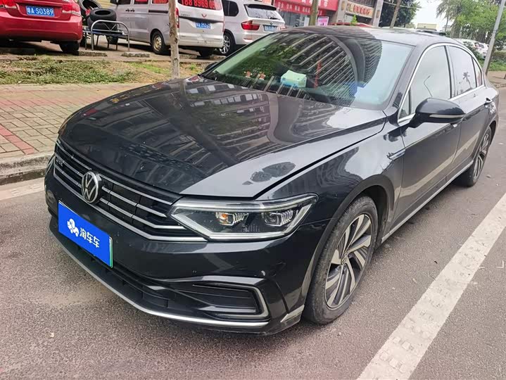 Фото 1 - Volkswagen Magotan GTE Hybrid