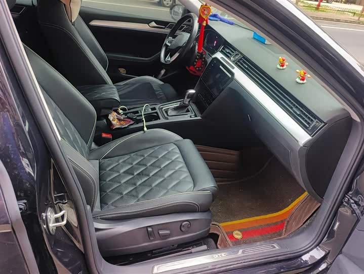 Фото 8 - Volkswagen Magotan GTE Hybrid