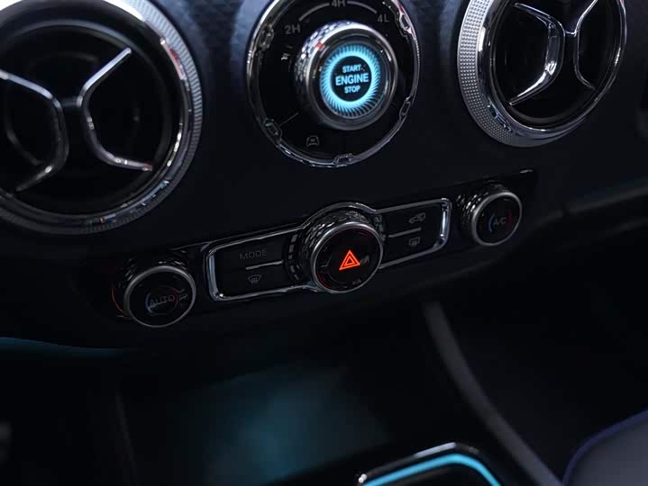 Фото 8 - BAIC Beijing BJ40