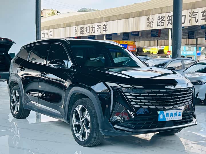 Фото 3 - Geely Atlas L