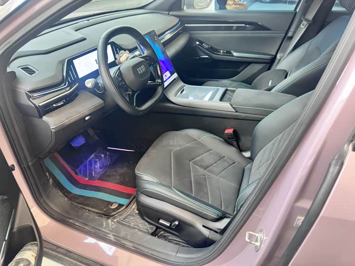 Photo 5 - Geely Galaxy L6