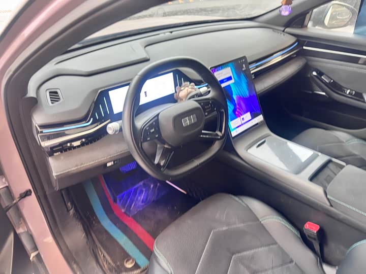 Photo 6 - Geely Galaxy L6