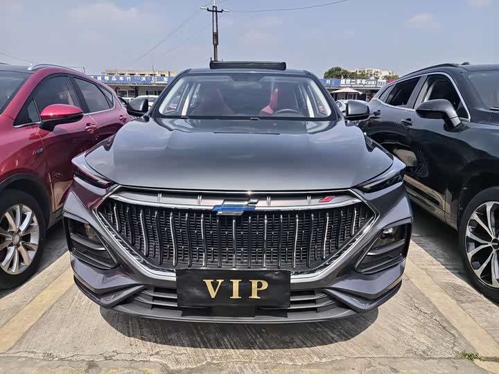 Photo 2 - Changan Oshan X5