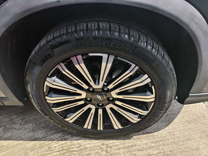 Photo 4 - Changan Oshan X5