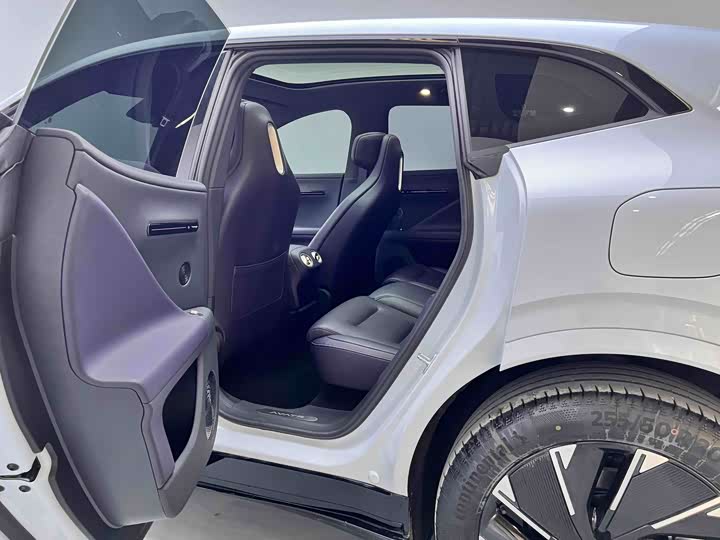 Фото 7 - Avatr 07