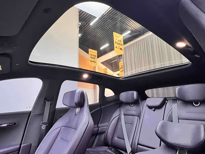 Фото 8 - Avatr 07