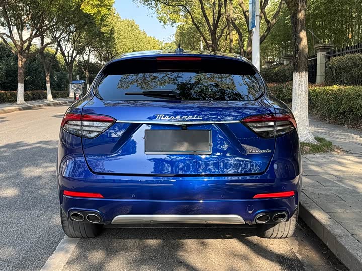 Фото 5 - Maserati Levante