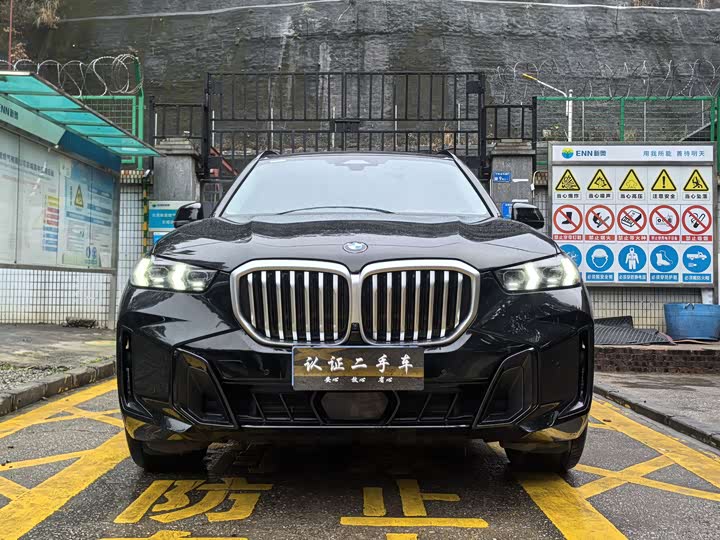 Фото 2 - BMW X5