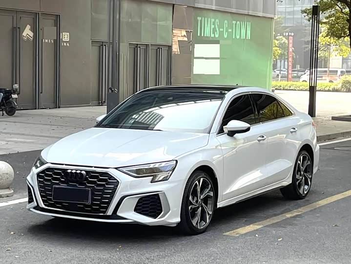 Фото 1 - Audi A3