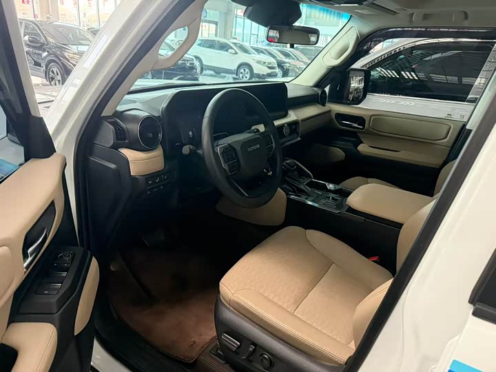 Фото 6 - Toyota Prado