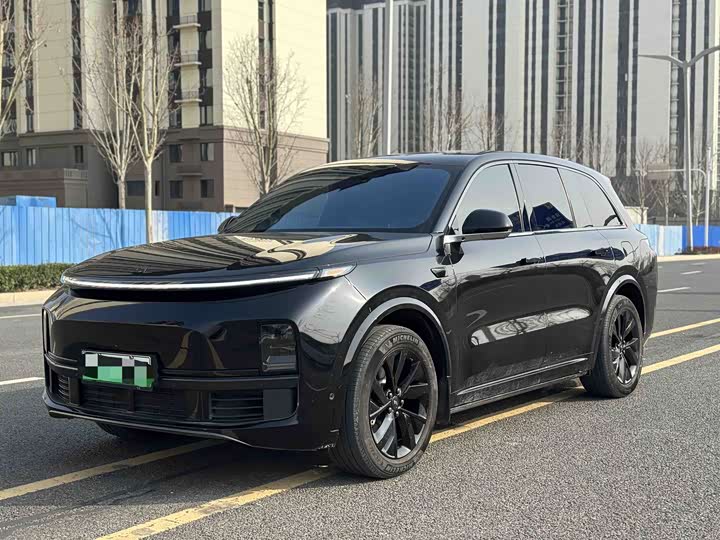 Фото 1 - LiXiang L8