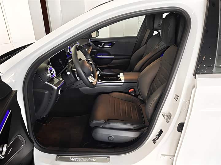 Photo 7 - Mercedes-Benz C-Class Hybrid