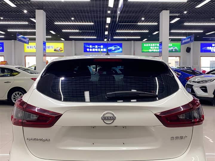 Фото 5 - Nissan Qashqai