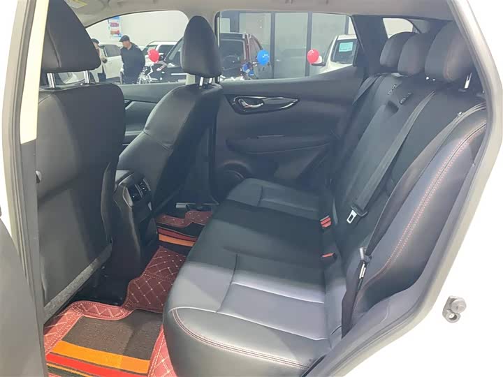 Фото 9 - Nissan Qashqai