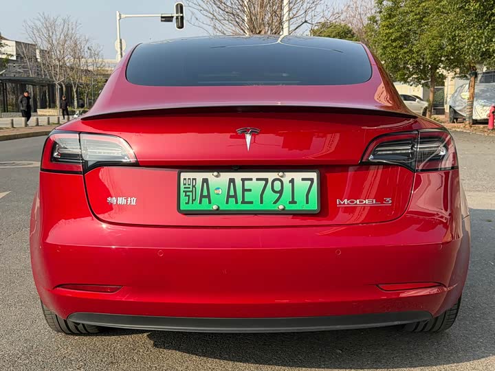 Фото 5 - Tesla Model 3