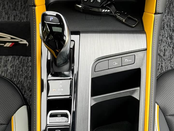 Фото 7 - MG Motor 6