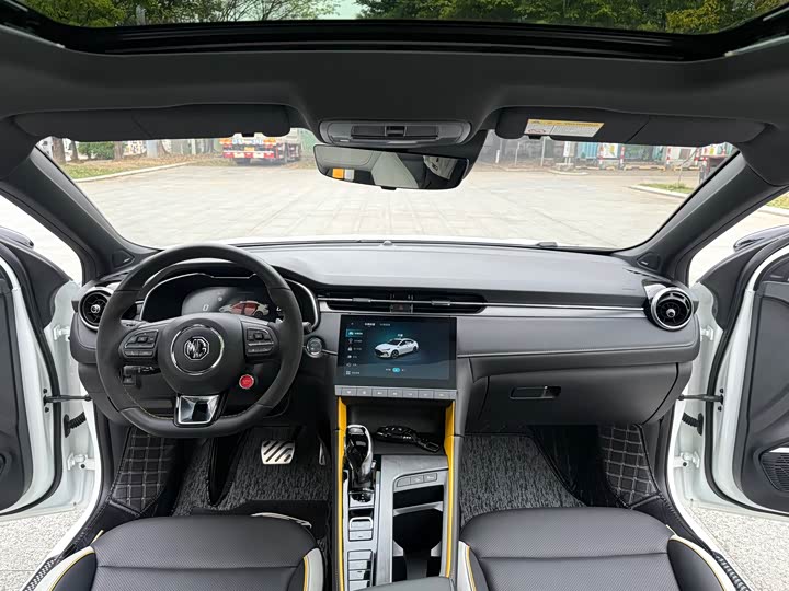 Фото 8 - MG Motor 6