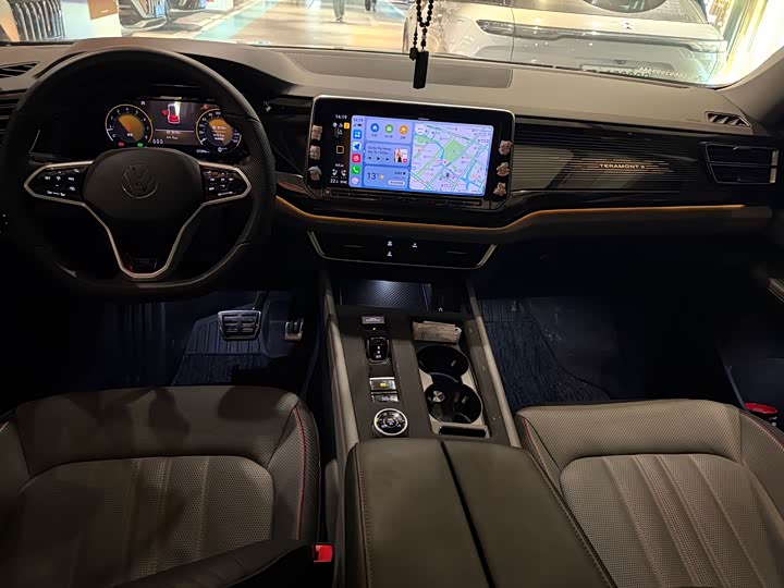 Фото 7 - Volkswagen Teramont Pro