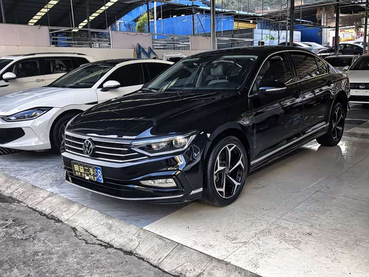 Фото 3 - Volkswagen Magotan