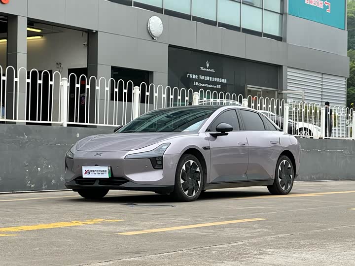 Фото 1 - XPeng Mona M03