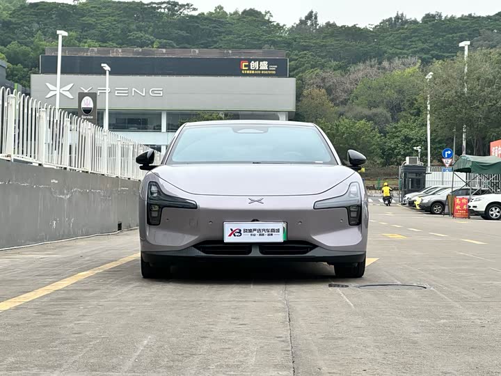 Фото 2 - XPeng Mona M03