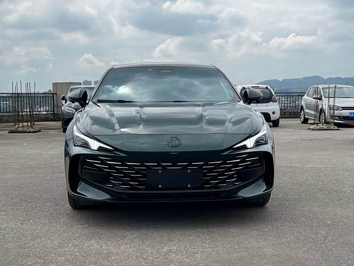 Фото 2 - MG Motor 7