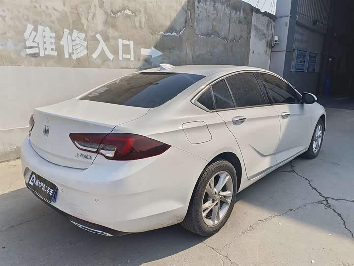 Фото 4 - Buick Regal