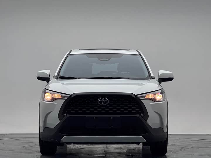 Фото 3 - Toyota Corolla Cross