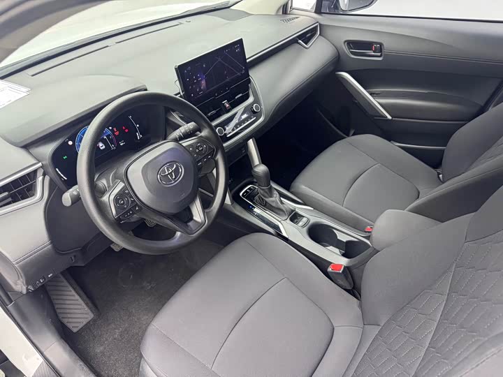 Фото 4 - Toyota Corolla Cross