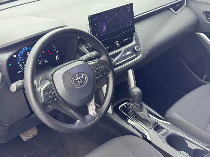 Фото 6 - Toyota Corolla Cross