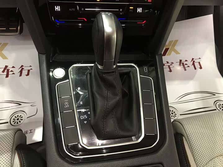 Фото 6 - Volkswagen Magotan