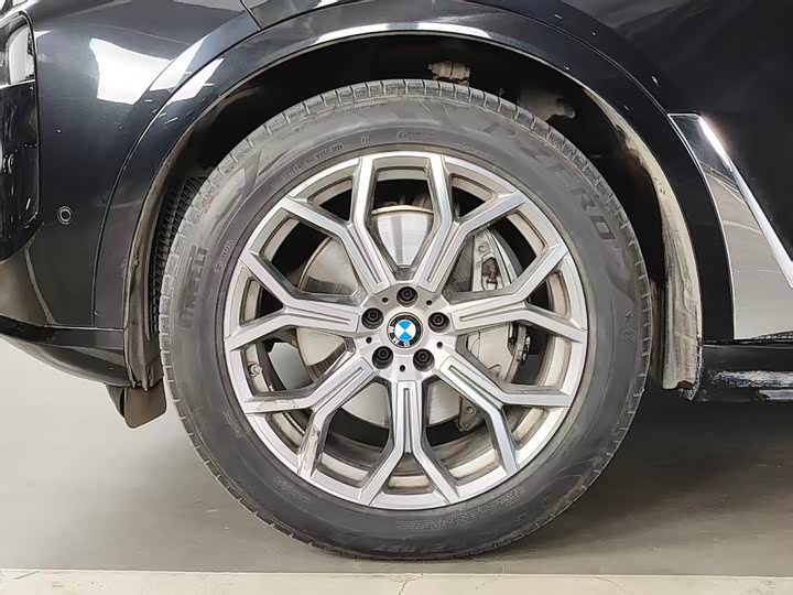 Фото 4 - BMW X7