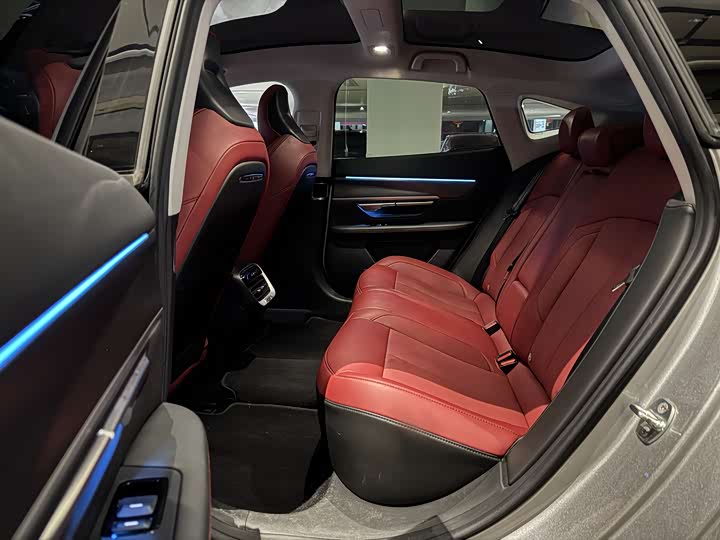 Фото 5 - XPeng P7