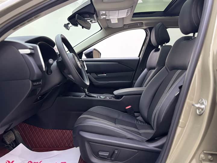 Photo 4 - Mazda CX-50